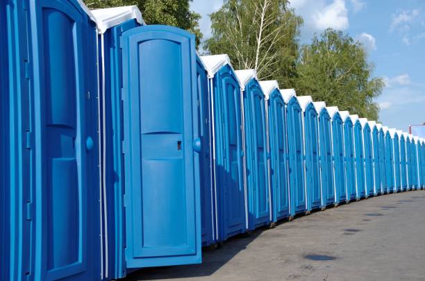 Best Portable restroom trailer rental  in Wentzville, MO